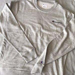 Brand new CHAMPION sweater